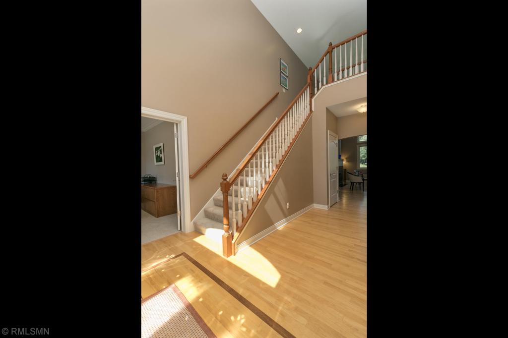 1027 Wicklow Lane Southwest Rochester, MN 55902 - Photo 23 of 51