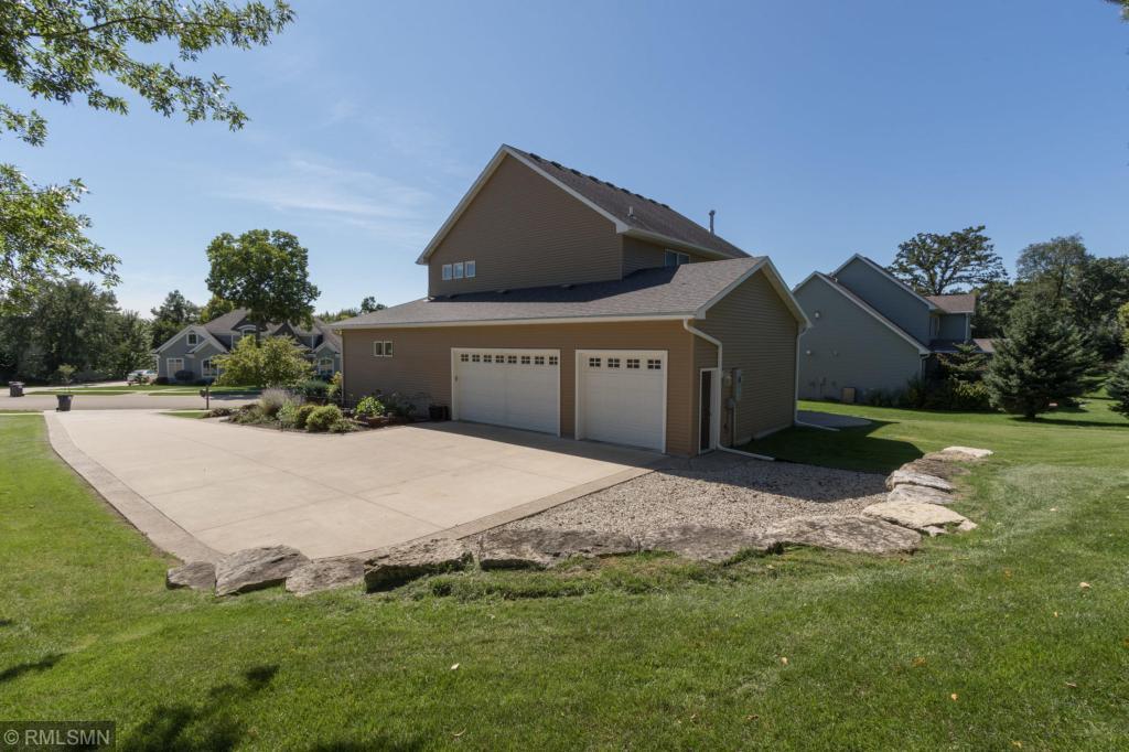 1027 Wicklow Lane Southwest Rochester, MN 55902 - Photo 47 of 51