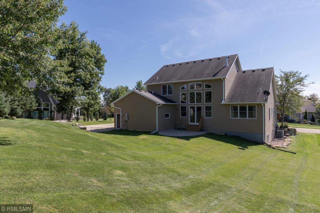 1027 Wicklow Lane Southwest Rochester, MN 55902 - Photo 48 of 51