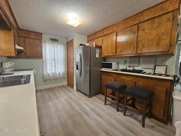 $1,000 | 859 Mill Street, Lucedale, MS 39452