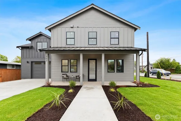$779,000 | 307 South 17th Street, Lynden, WA 98264