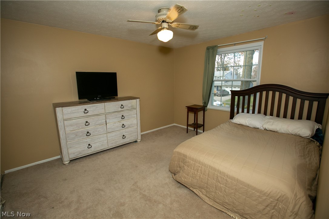 4280 Kenneth Road Stow, OH 44224 - Photo 10 of 23