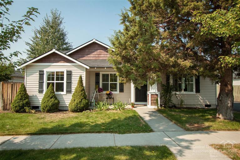 61117 Larkspur Loop Bend, OR 97702 - Photo 1 of 22 Primary Photo