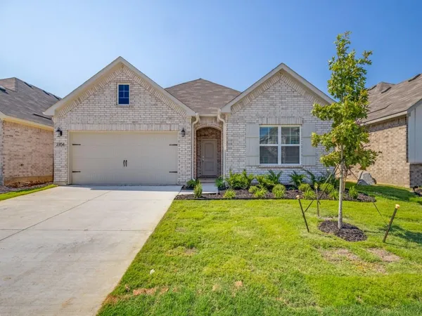 $2,500 | 2704 Donella Drive, Denton, TX 76207