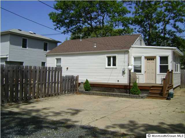 489 Mantoloking Road Brick, NJ 08723 - Photo 1 of 3 Primary Photo