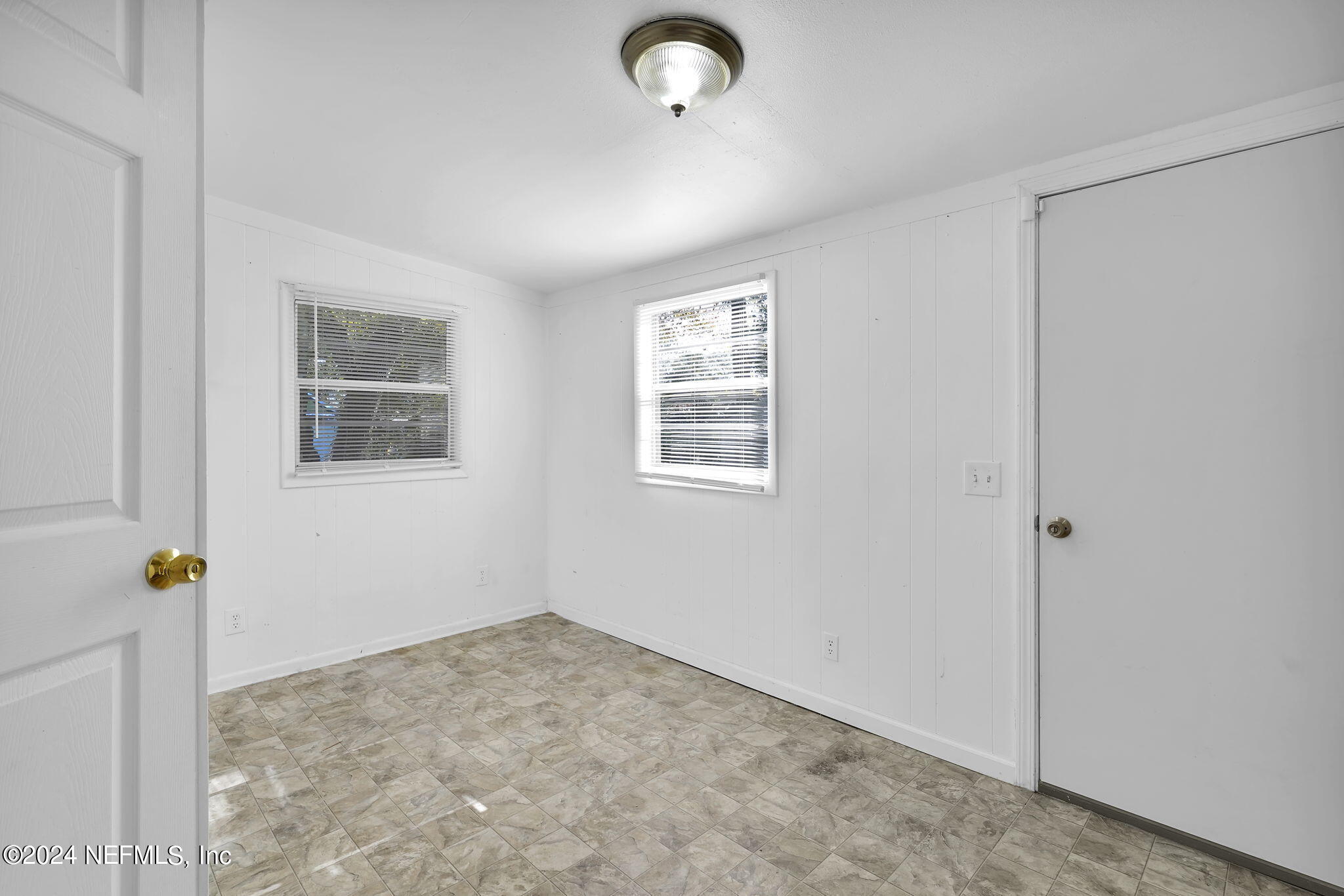 3378 Sheridan Road Jacksonville, FL 32207 - Photo 11 of 20 17-web-or-mls-3378 Sheridan Rd_017