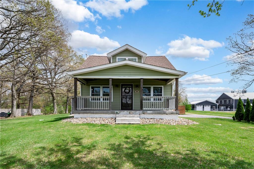 a front view of house with yard