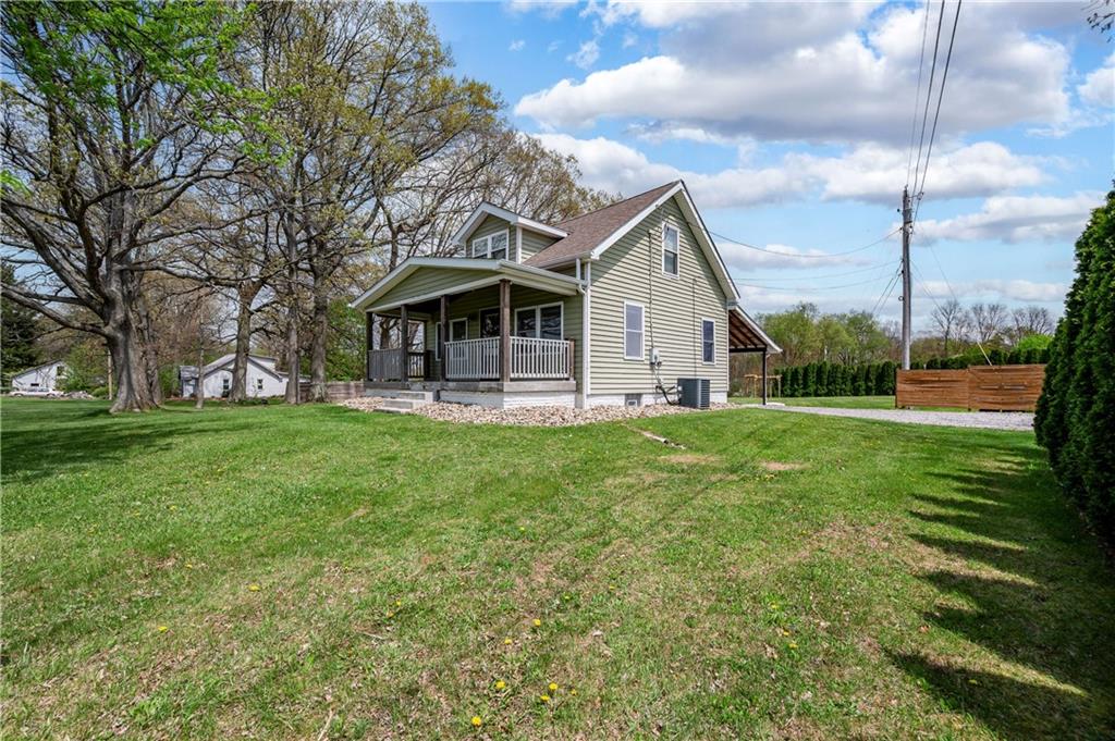 300 Bonniebrook Road Butler, PA 16002 - Photo 4 of 28 a front view of house with yard and green space