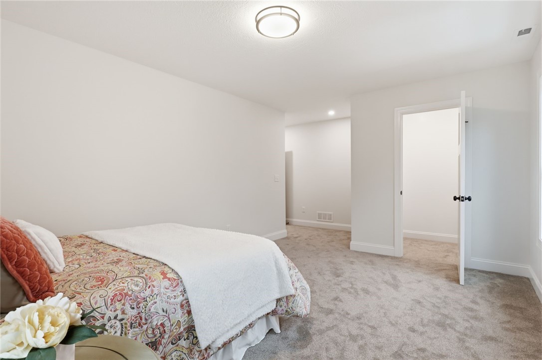 28 Madison Terrace Irondequoit, NY 14617 - Photo 19 of 48