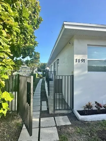 a view of a bird bath