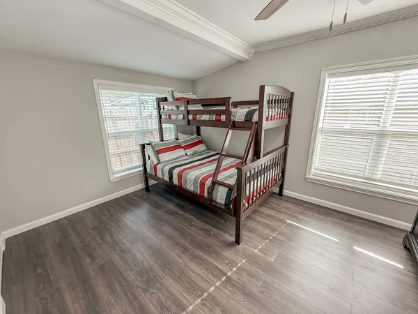 $2,000 | 4901 Elm Street, Seabrook, TX 77586