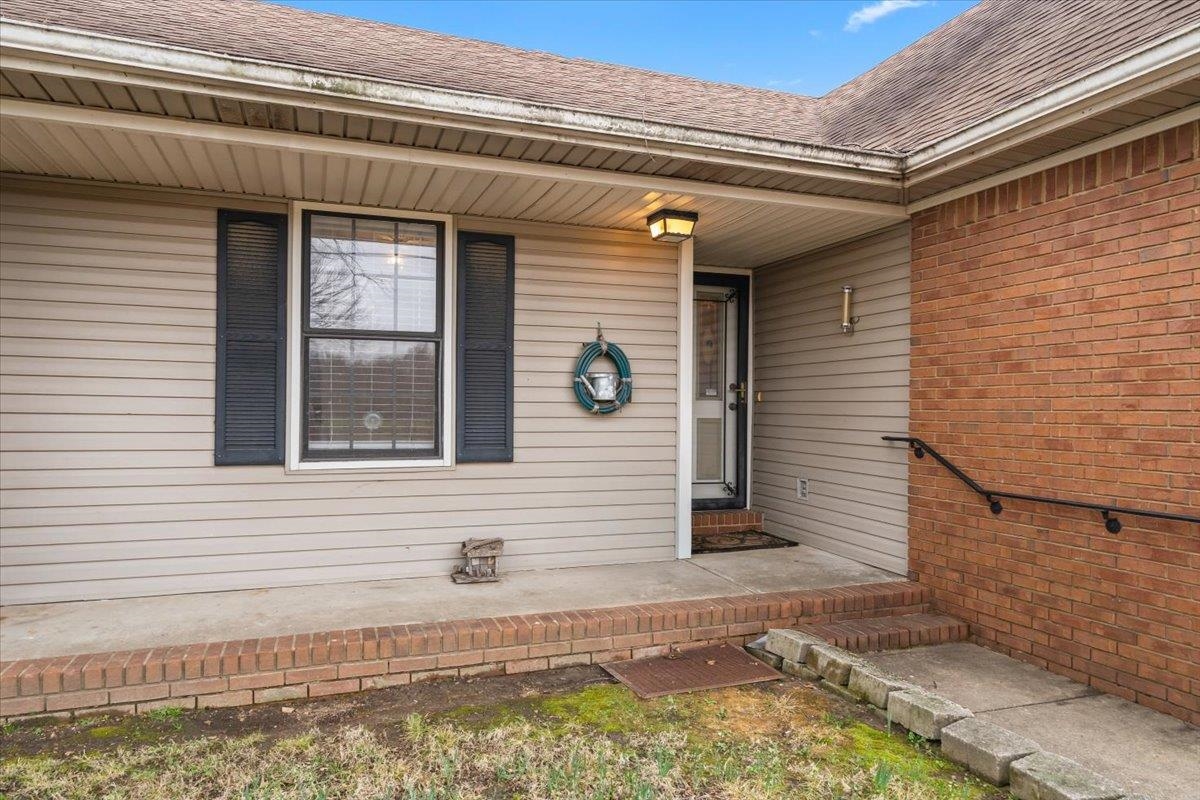 1426 Simmons Road Drummonds, TN 38023 - Photo 4 of 29 a view of the house front door
