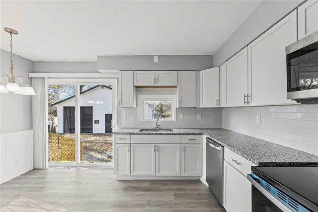 $299,000 | 13120 4 Street, Grandview, MO 64030