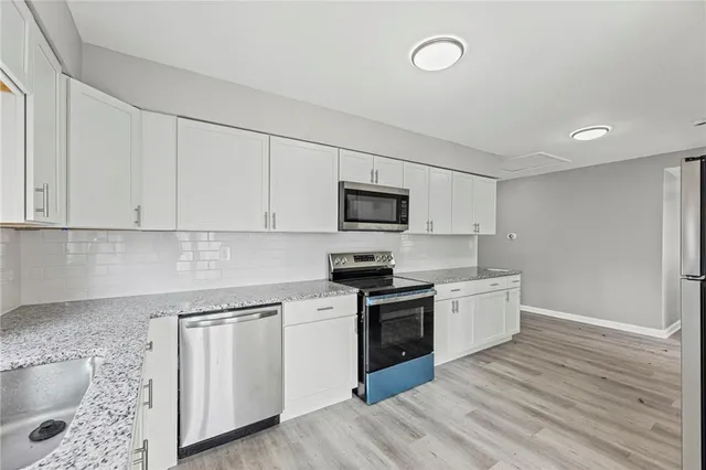 $299,000 | 13120 4 Street, Grandview, MO 64030