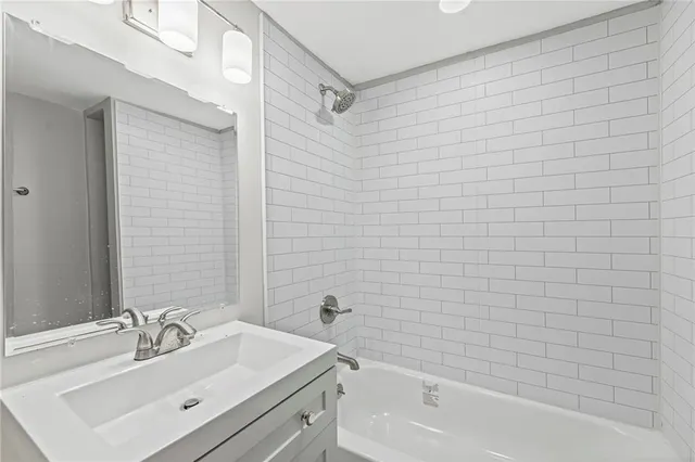 $299,000 | 13120 4 Street, Grandview, MO 64030