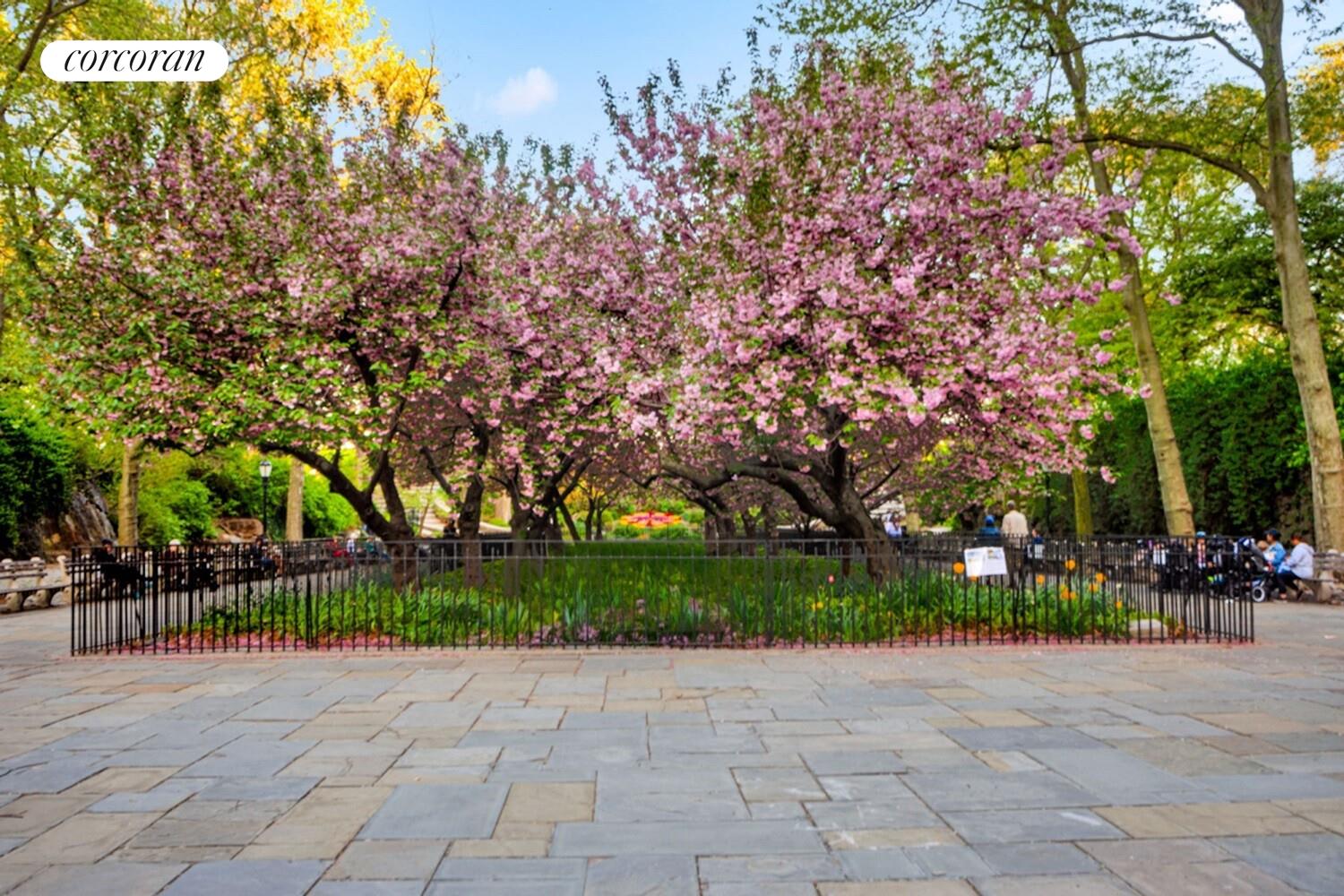 535 East 86th Street, Unit 6F Manhattan, NY 10028 - Photo 17 of 22 a view of park