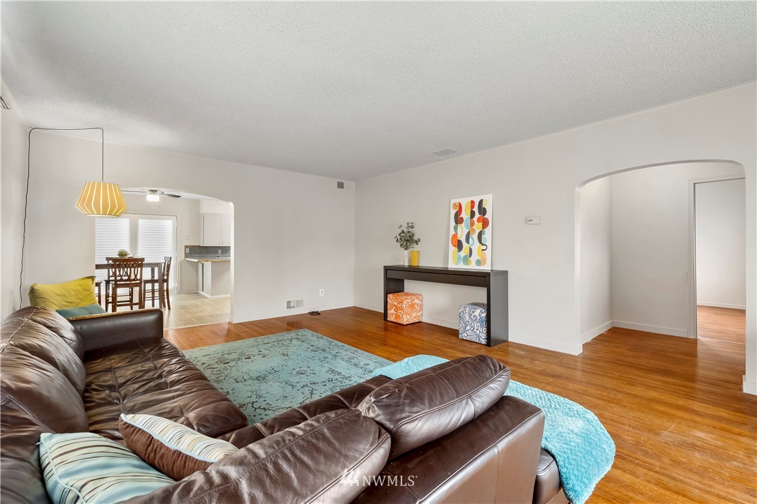 1104 3rd Street Cosmopolis, WA 98537 - Photo 4 of 34 Gallery Image 4