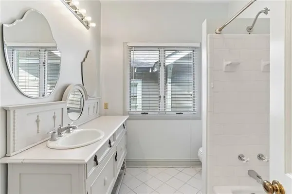 $399,000 | 2627 South Carrollton Avenue, New Orleans, LA 70118