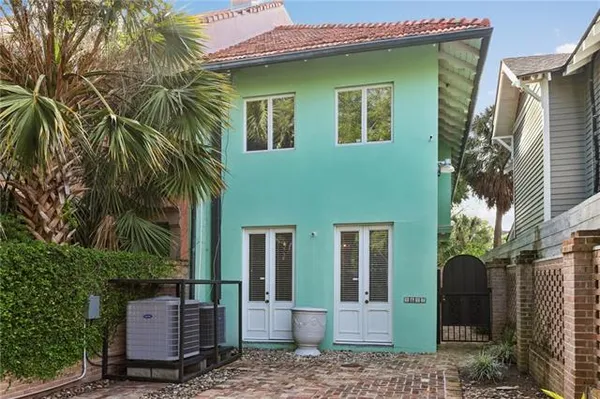 $399,000 | 2627 South Carrollton Avenue, New Orleans, LA 70118