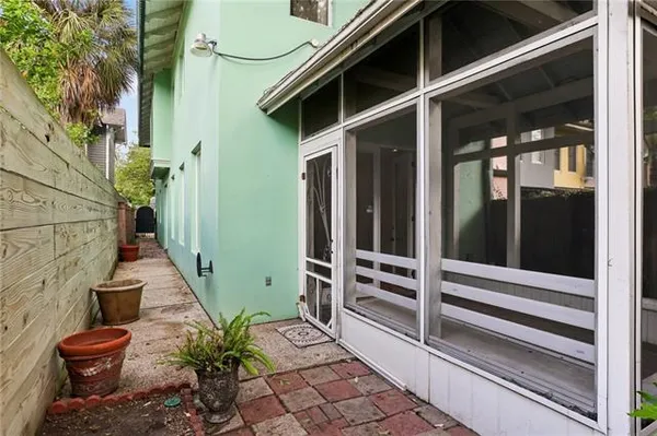 $399,000 | 2627 South Carrollton Avenue, New Orleans, LA 70118