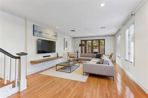 $399,000 | 2627 South Carrollton Avenue, New Orleans, LA 70118