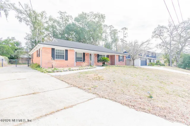 $1,900 | 1549 Montrose Avenue East, Jacksonville, FL 32210