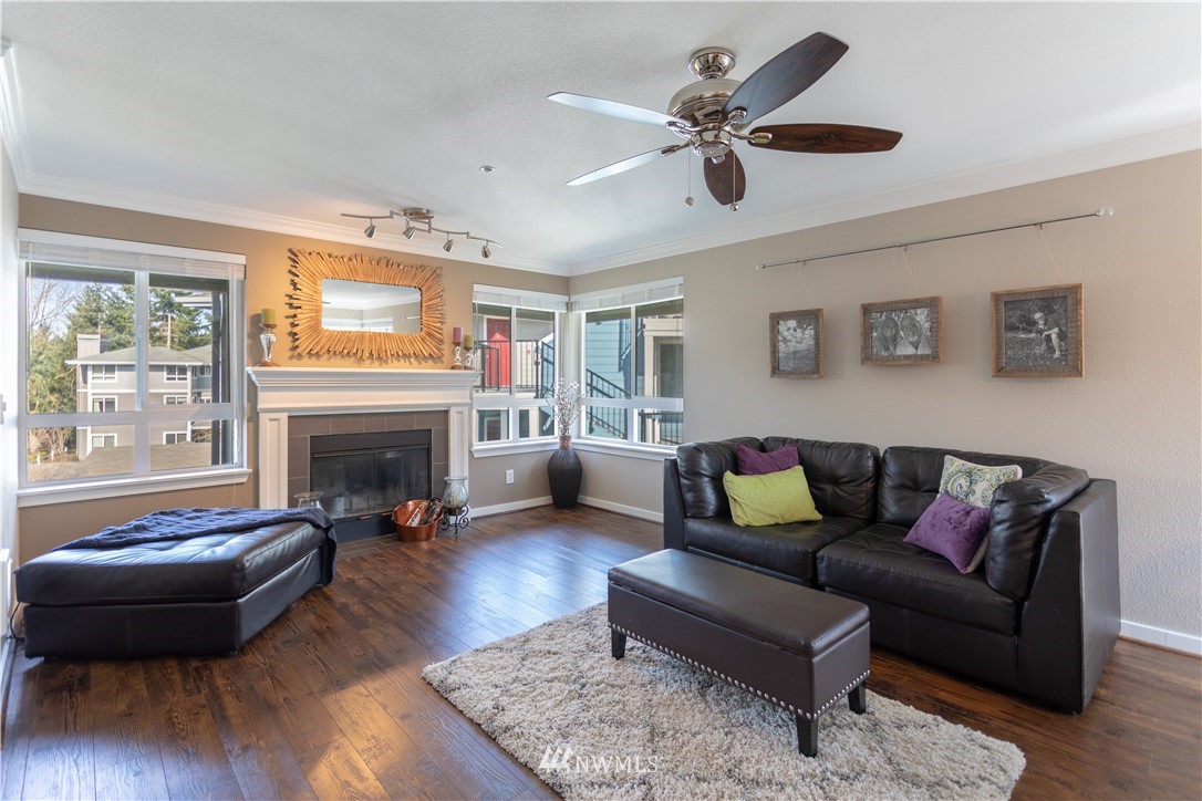 3908 243rd Place Southeast, Unit Q301 Bothell, WA 98021 - Photo 3 of 16 Gallery Image 3
