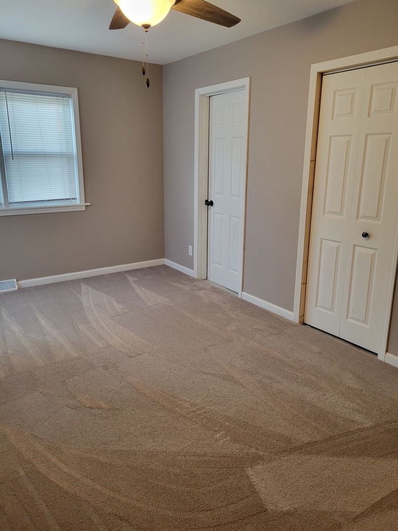 7013 Roberts Road Bridgeview, IL 60455 - Photo 14 of 22 Gallery Image 14