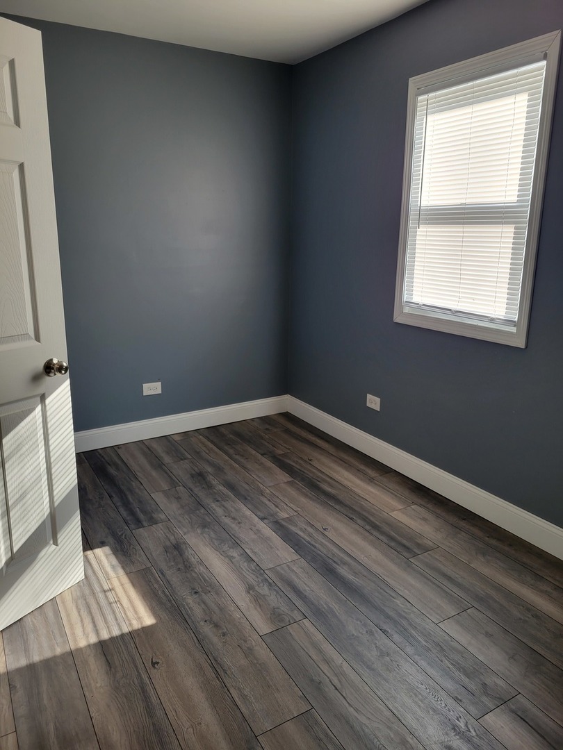 7013 Roberts Road Bridgeview, IL 60455 - Photo 4 of 22 Gallery Image 4