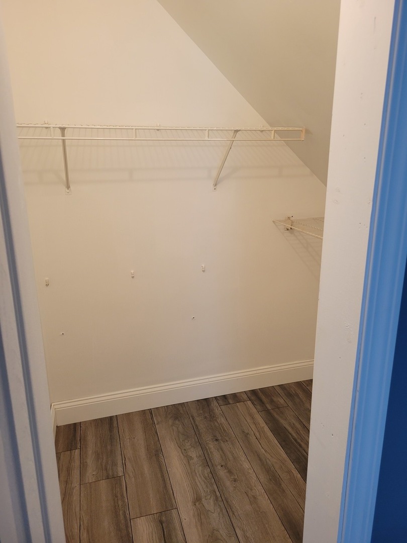 7013 Roberts Road Bridgeview, IL 60455 - Photo 7 of 22 Gallery Image 7