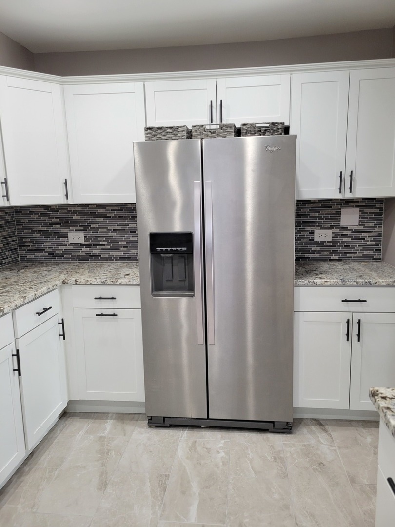7013 Roberts Road Bridgeview, IL 60455 - Photo 10 of 22 Gallery Image 10