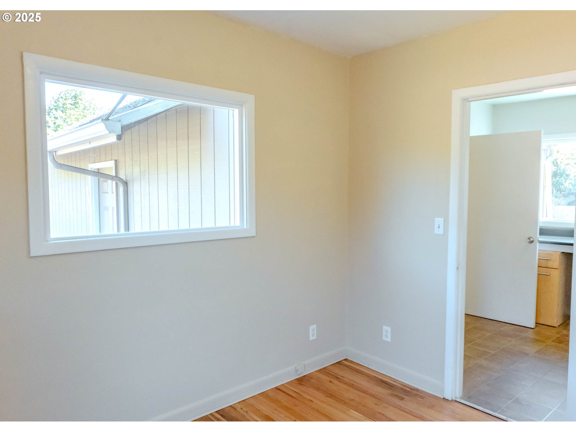 8027 Southeast Rhone Street Portland, OR 97206 - Photo 28 of 41
