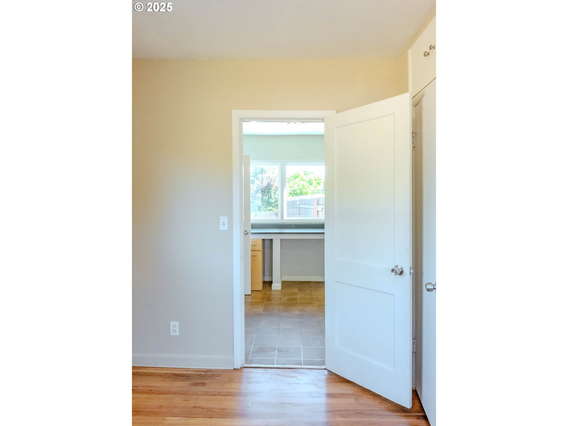 8027 Southeast Rhone Street Portland, OR 97206 - Photo 29 of 41