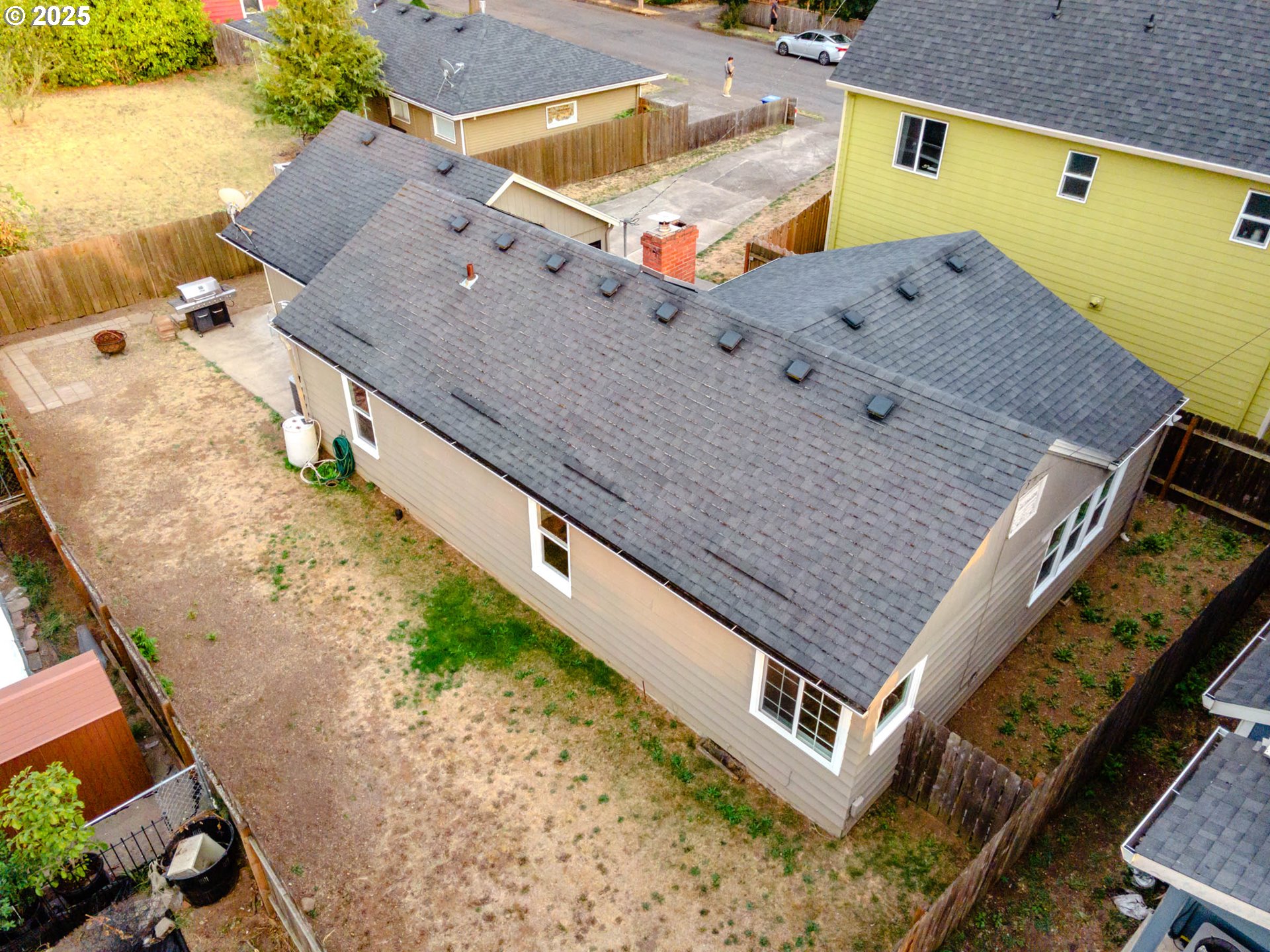 8027 Southeast Rhone Street Portland, OR 97206 - Photo 37 of 41
