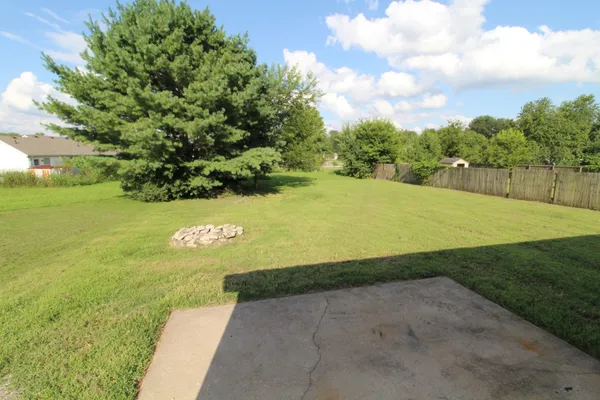 $1,295 | 1920 Timberline Circle, Oak Grove, KY 42262