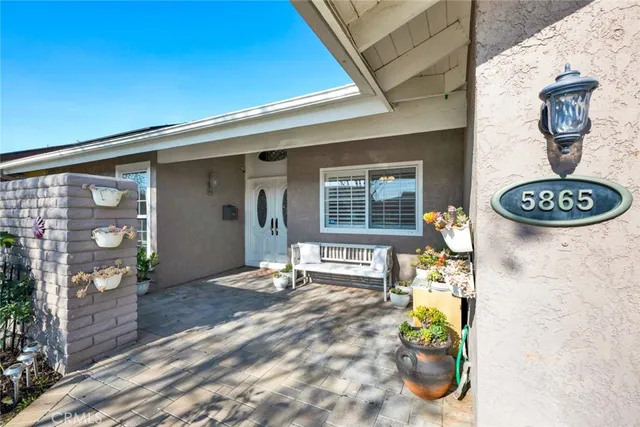 $1,549,000 | 5865 Rexford Avenue, Cypress, CA 90630