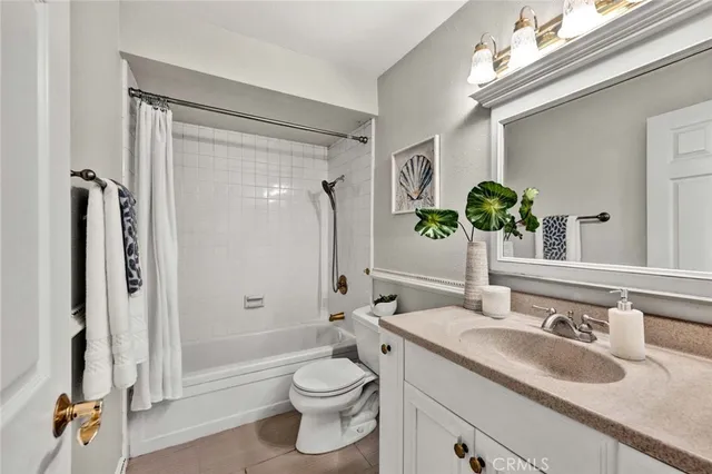 $1,549,000 | 5865 Rexford Avenue, Cypress, CA 90630