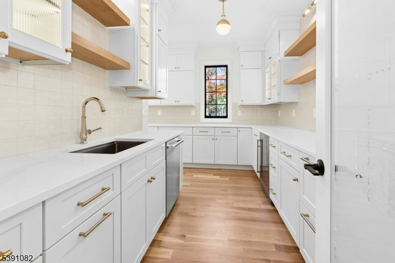 1191 Cooper Road Scotch Plains, NJ 07076 - Photo 11 of 49