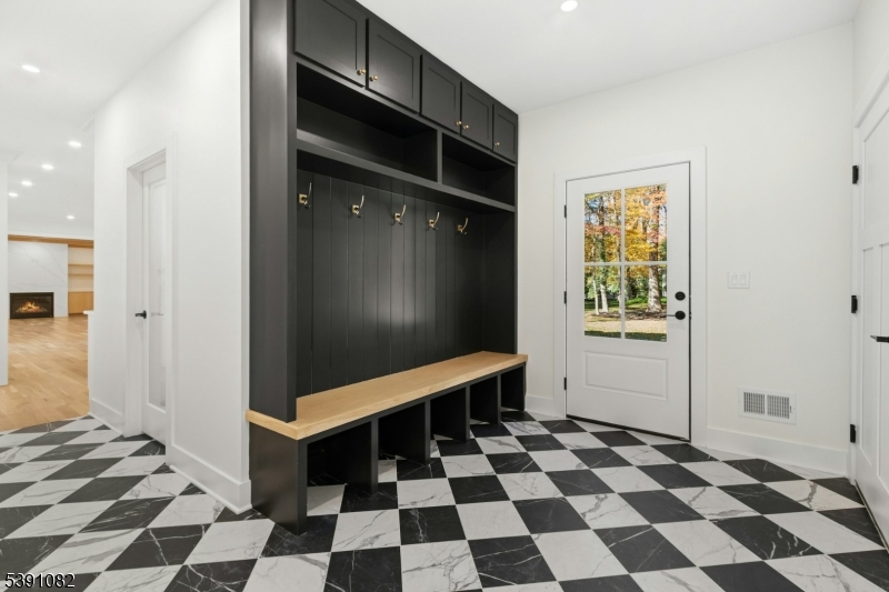 1191 Cooper Road Scotch Plains, NJ 07076 - Photo 23 of 49