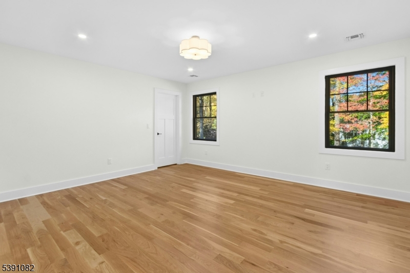 1191 Cooper Road Scotch Plains, NJ 07076 - Photo 31 of 49