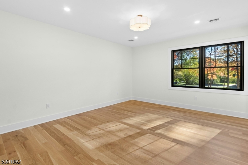 1191 Cooper Road Scotch Plains, NJ 07076 - Photo 33 of 49