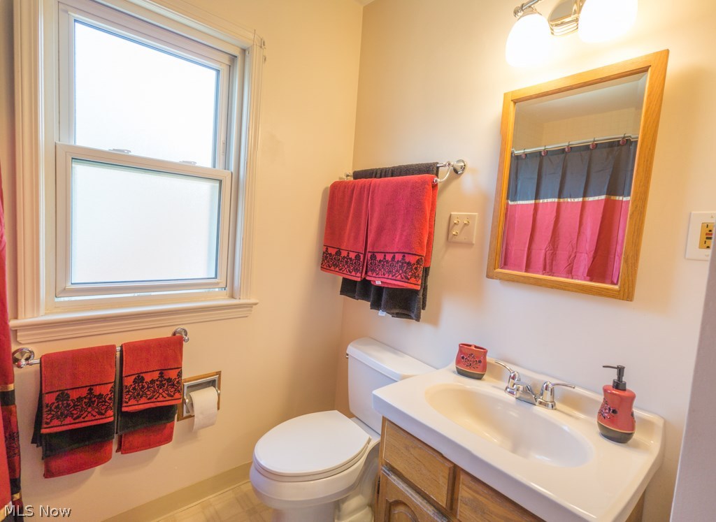 6190 Ridge Road Parma, OH 44129 - Photo 23 of 27