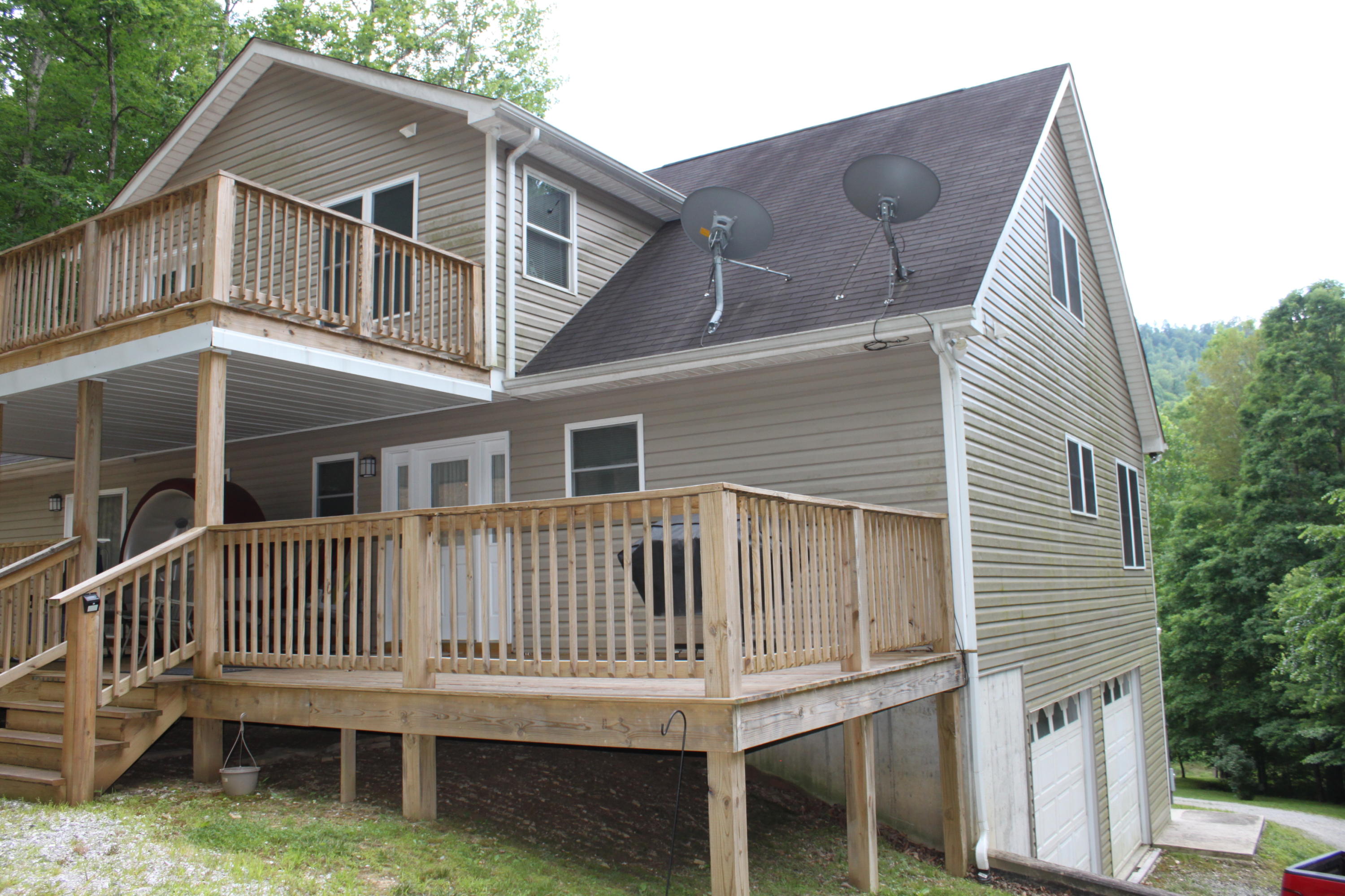 3729 Buffalo Road Oneida, TN 37841 - Photo 4 of 28 Back