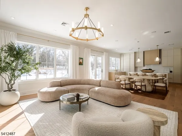 $2,500,000 | 16 Paris Avenue, Unit 14, Rockleigh, NJ 07647