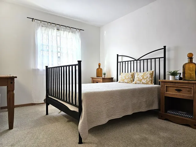 $180,000 | 805 Grove Drive, Unit 206, Buffalo Grove, IL 60089