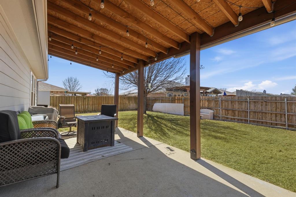 205 Comanche Trail Krum, TX 76249 - Photo 20 of 24 a view of living room with furniture