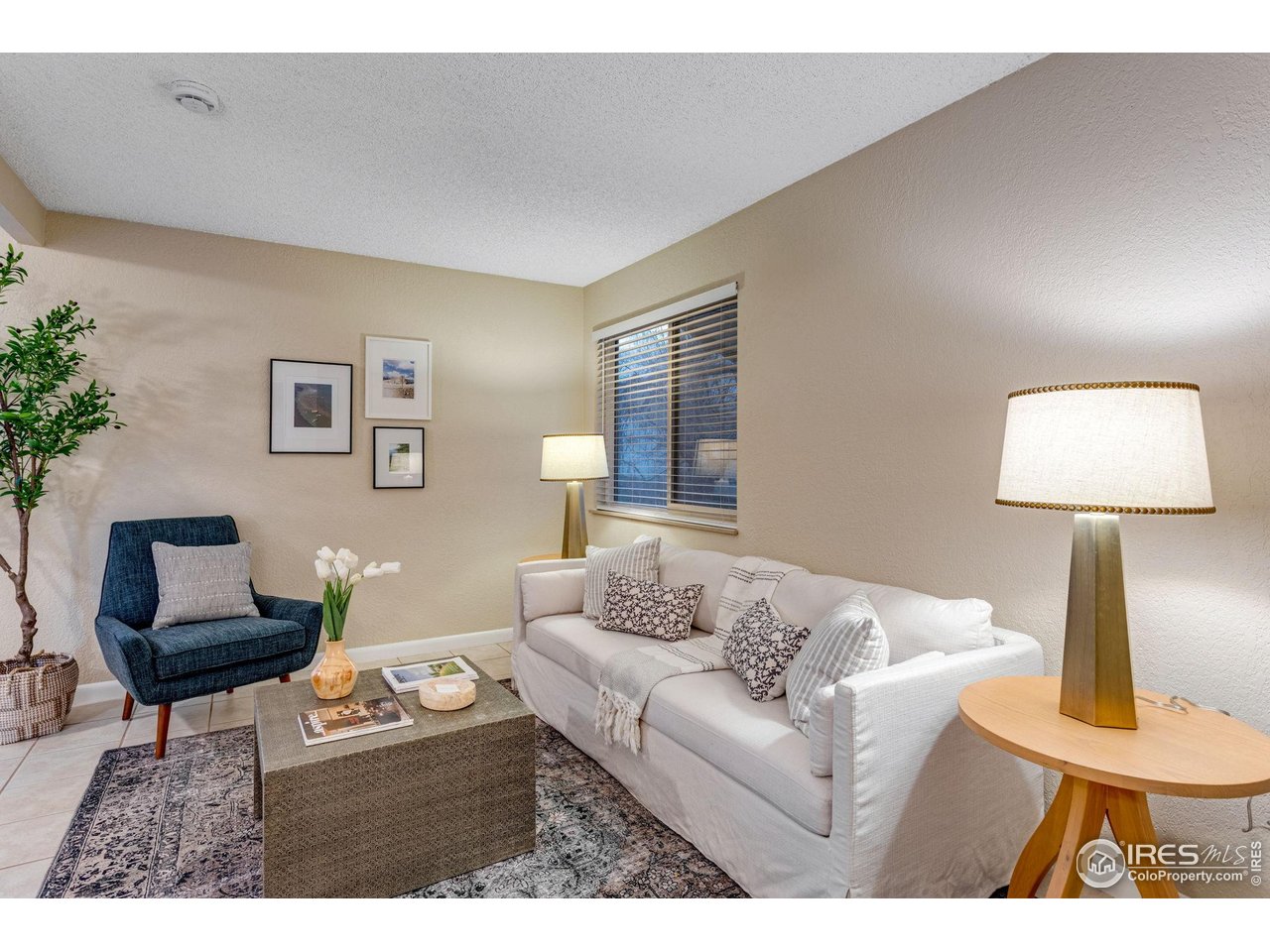 1705 Heatheridge Road, Unit K206 Fort Collins, CO 80526 - Photo 6 of 21 Spacious living room