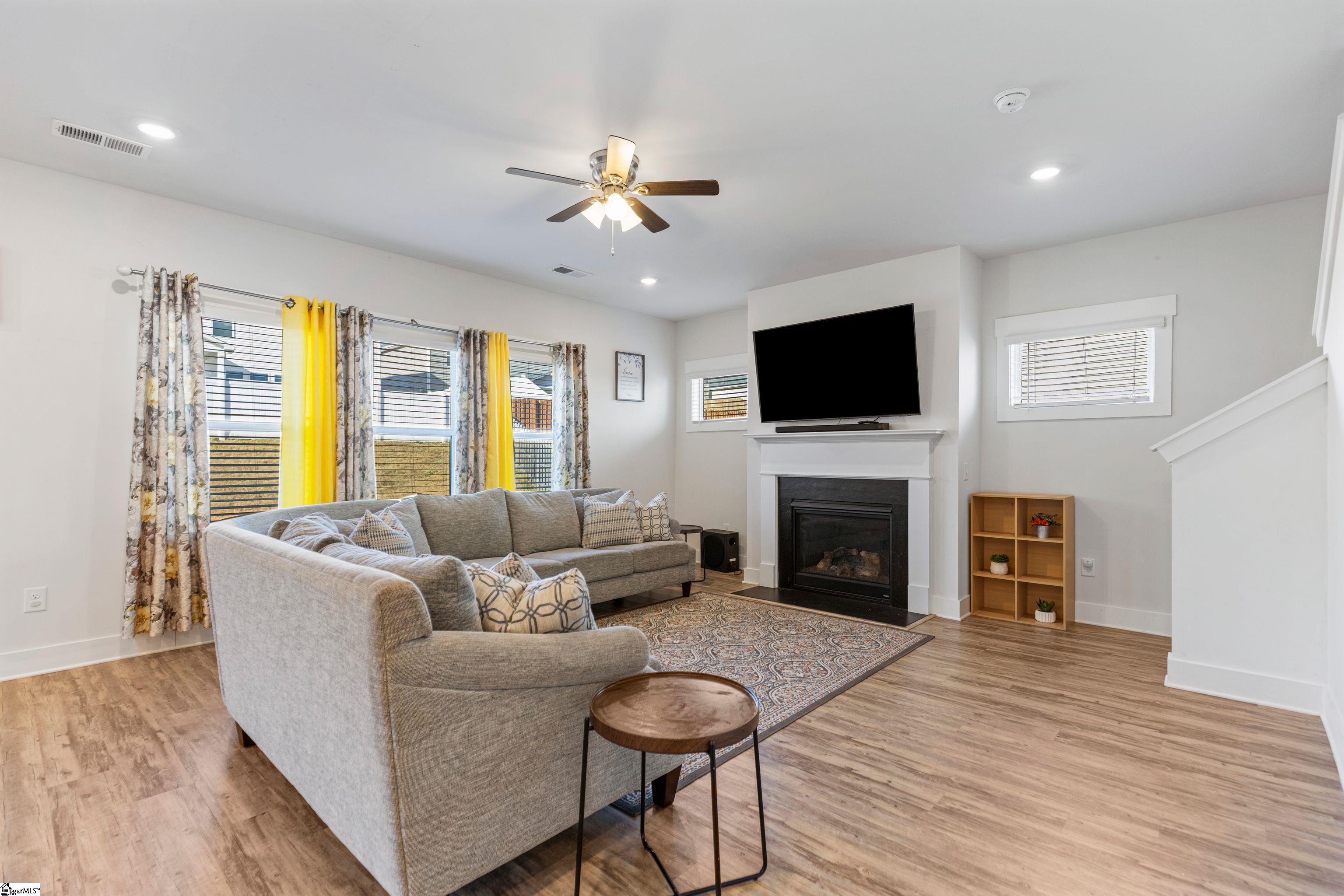 114 Pewter Circle Simpsonville, SC 29680 - Photo 11 of 43