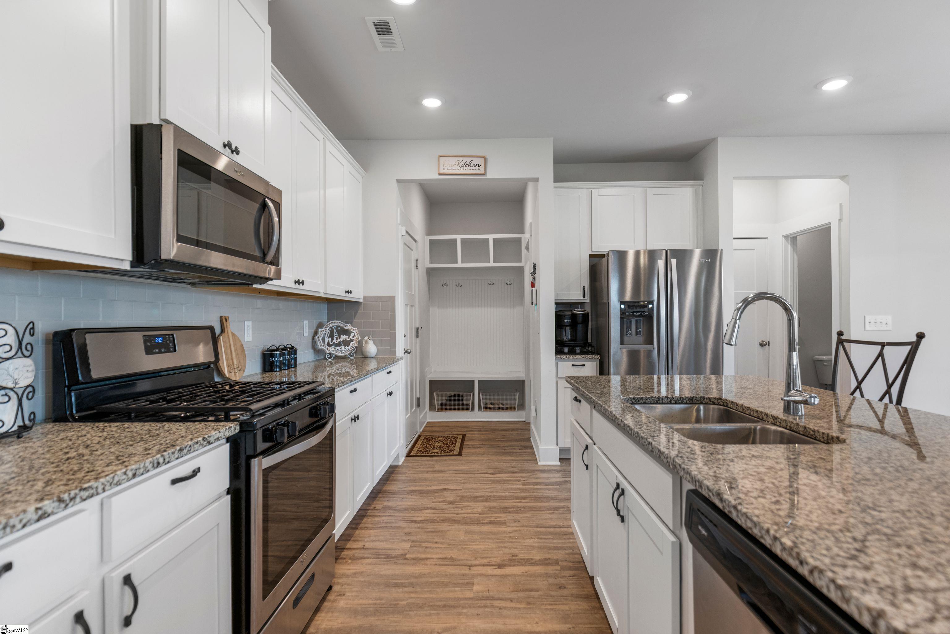 114 Pewter Circle Simpsonville, SC 29680 - Photo 12 of 43