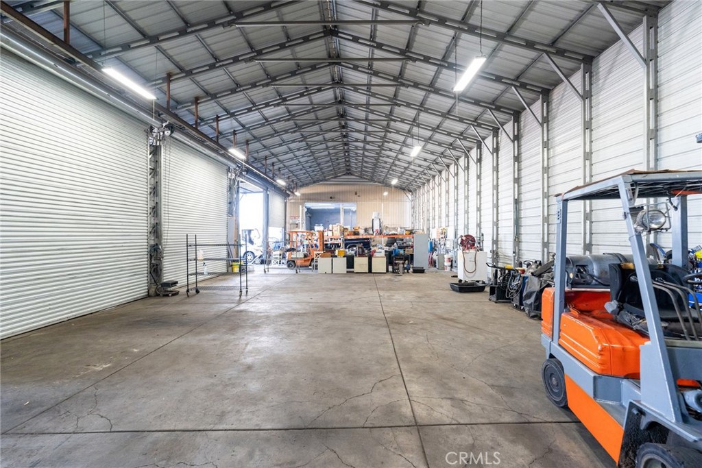 544 West Rialto Avenue Rialto, CA 92376 - Photo 12 of 15 a view of an empty room with gym equipment